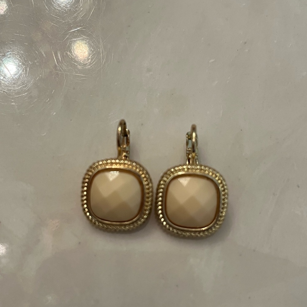 Elegant Gold-Cream Earrings